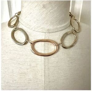 St. Thomas gold tone link necklace